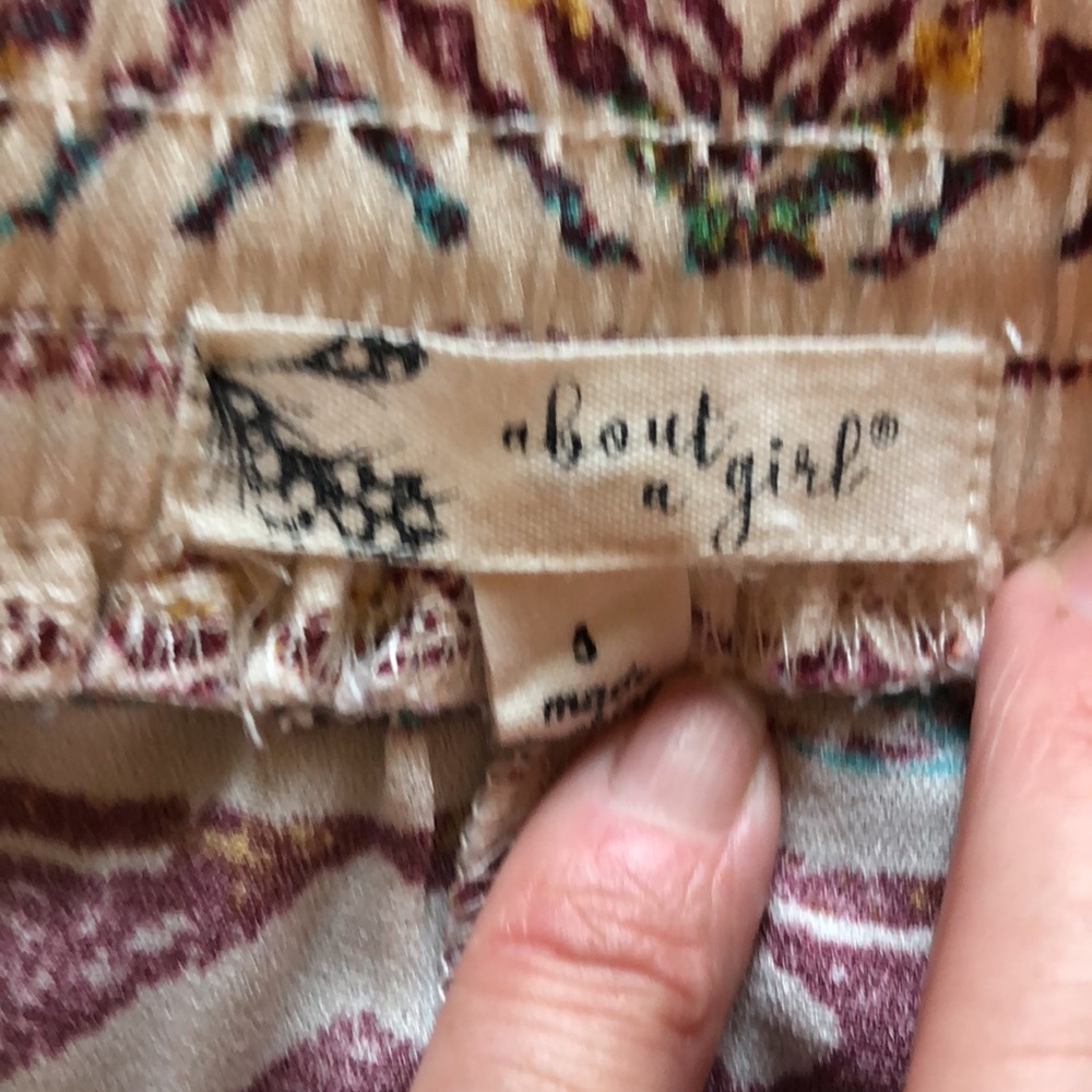 Fun Southwestern pattern shorts! - Picture 4 of 8